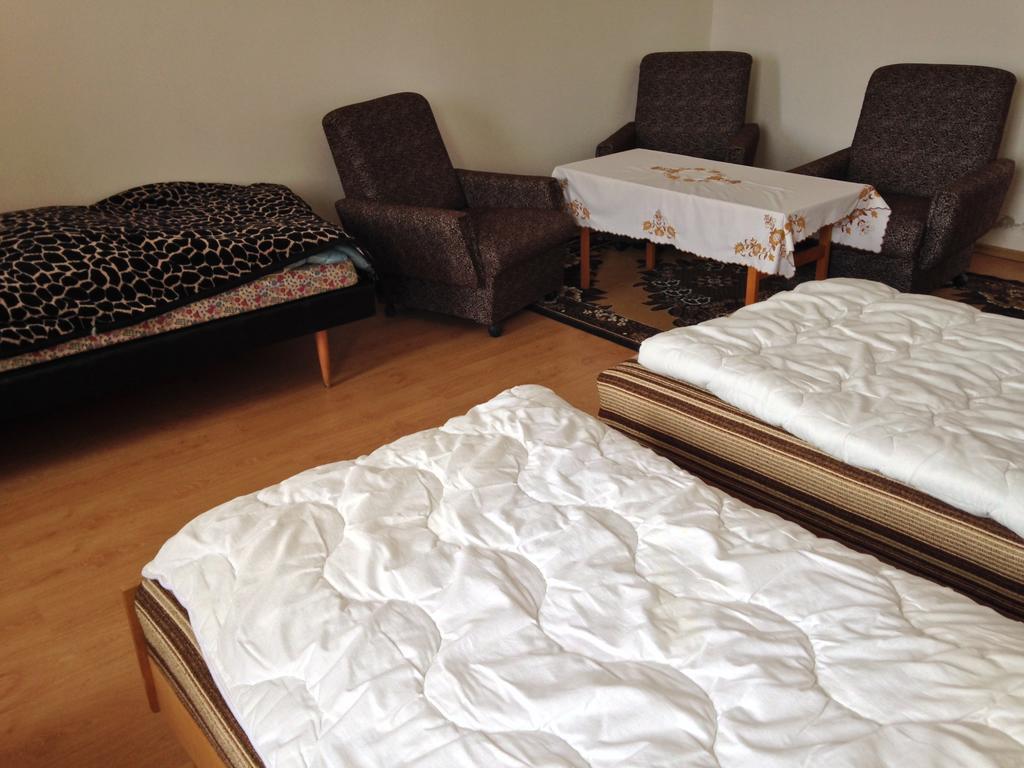 Petra Apartmanok Velem Camera foto