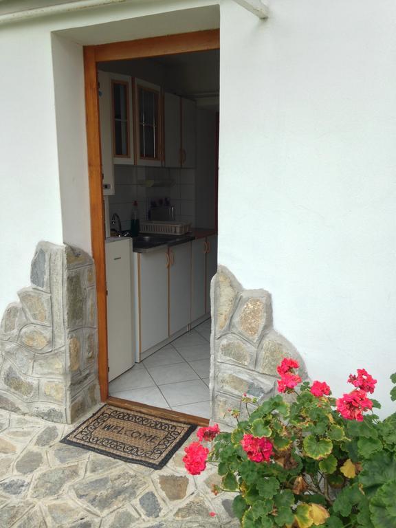 Petra Apartmanok Velem Camera foto